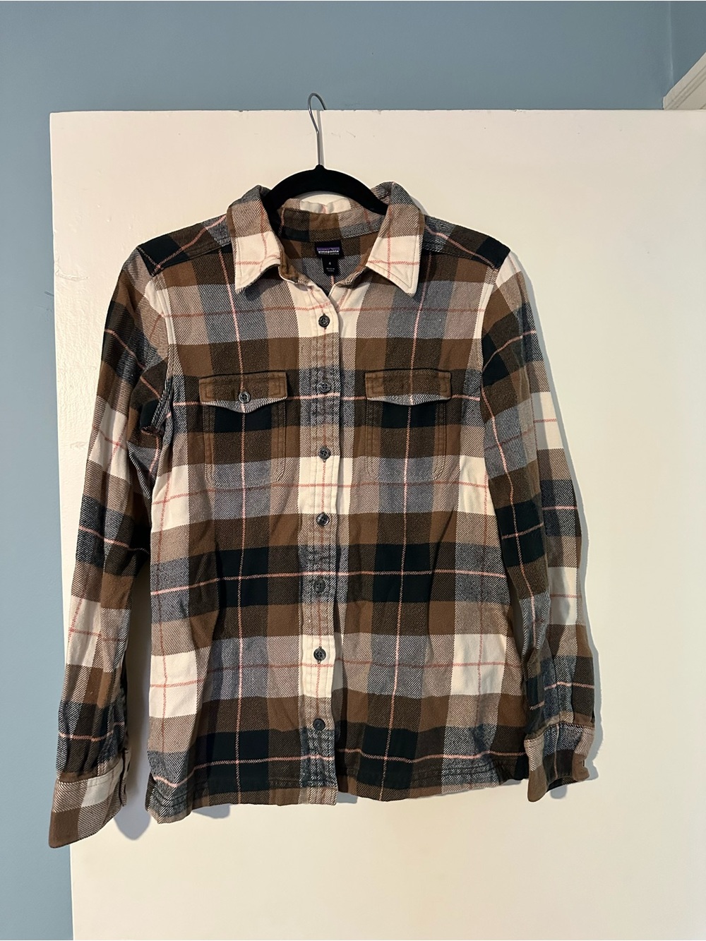 Patagonia Brown & Cream Plaid Flannel shirt